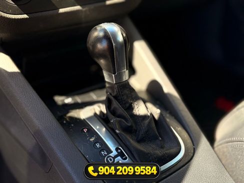 Used 2007 Volkswagen GTI 2-Door FWD image 15