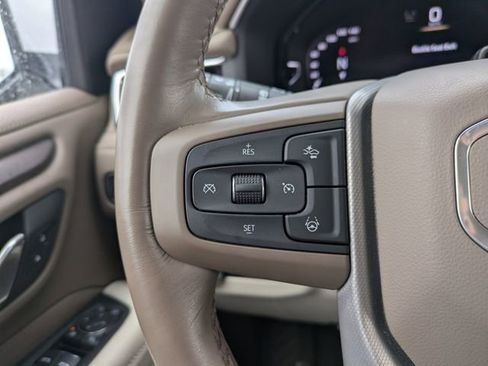 Used 2024 GMC Yukon Denali w/ Denali Reserve Package AWD/4WD image 32
