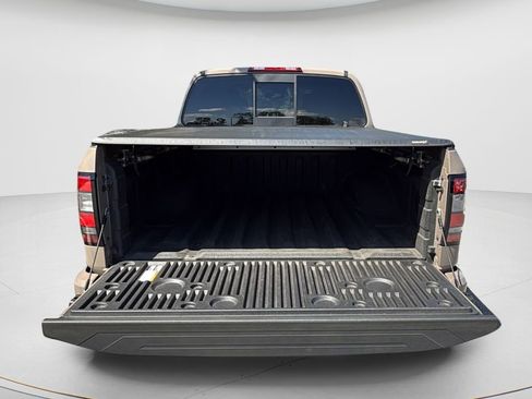 Used 2022 Nissan Frontier Pro-X RWD image 18