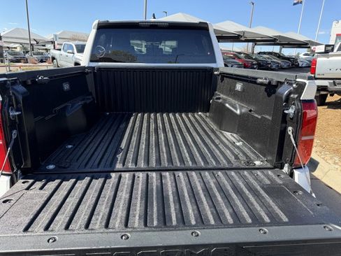 New 2026 Toyota Tacoma SR5 AWD/4WD image 8