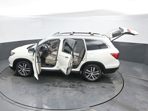Used 2016 Honda Pilot Touring image 56