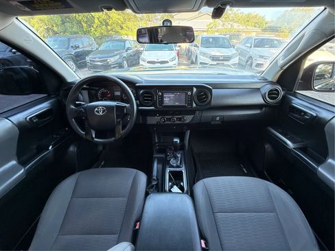 Used 2017 Toyota Tacoma SR RWD image 29