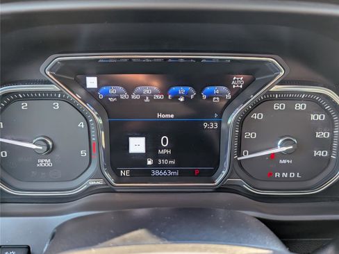 Used 2023 GMC Sierra 3500 Denali w/ Denali Ultimate Package image 32