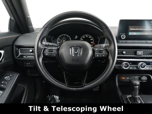 Used 2023 Honda Civic Sport image 9