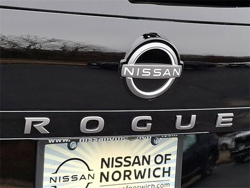 New 2026 Nissan Rogue SV image 11