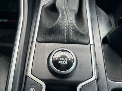 Used 2022 Kia Sorento EX w/ Panoramic Sunroof Package FWD image 29