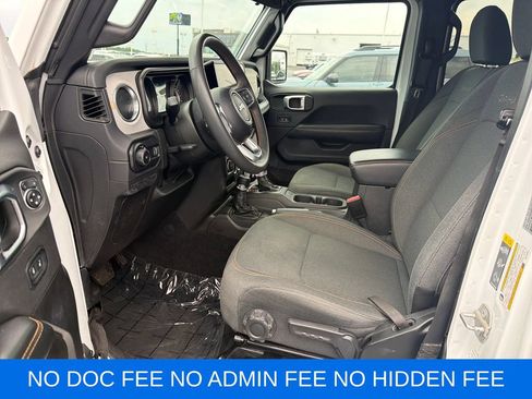 Used 2024 Jeep Wrangler Unlimited Sahara AWD/4WD image 12
