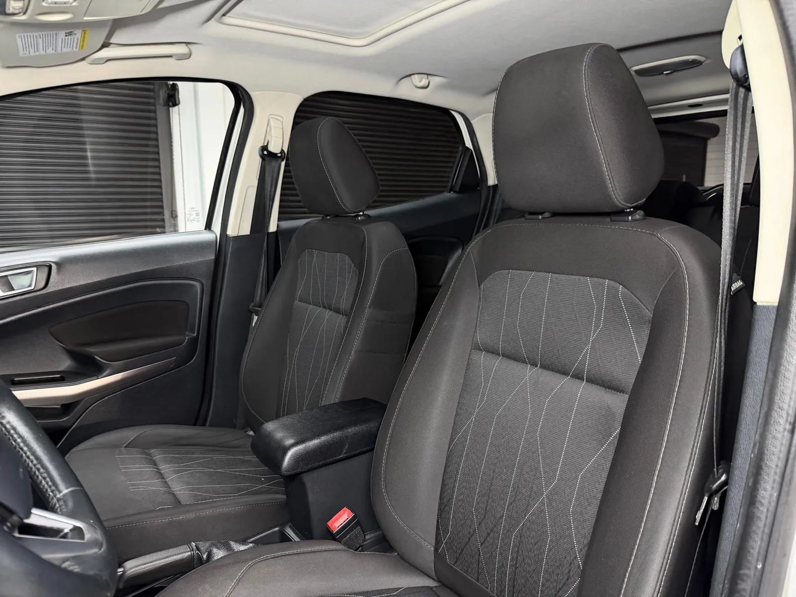Used 2019 Ford EcoSport SE w/ SE Convenience Package FWD image 27