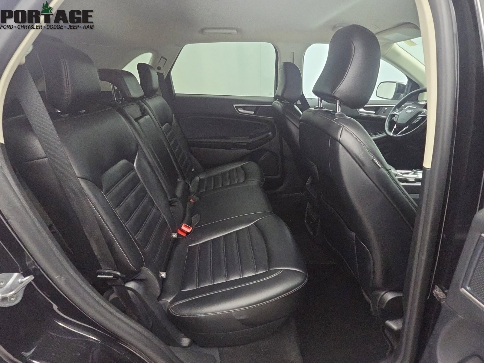 Used 2024 Ford Edge SEL AWD/4WD image 37