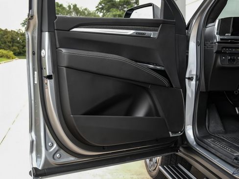 Used 2025 Cadillac Escalade V w/ LPO, Floor Liner Package AWD/4WD image 76
