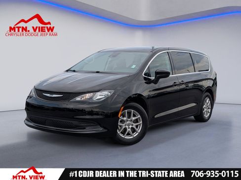 Used 2024 Chrysler Voyager LX FWD image 1