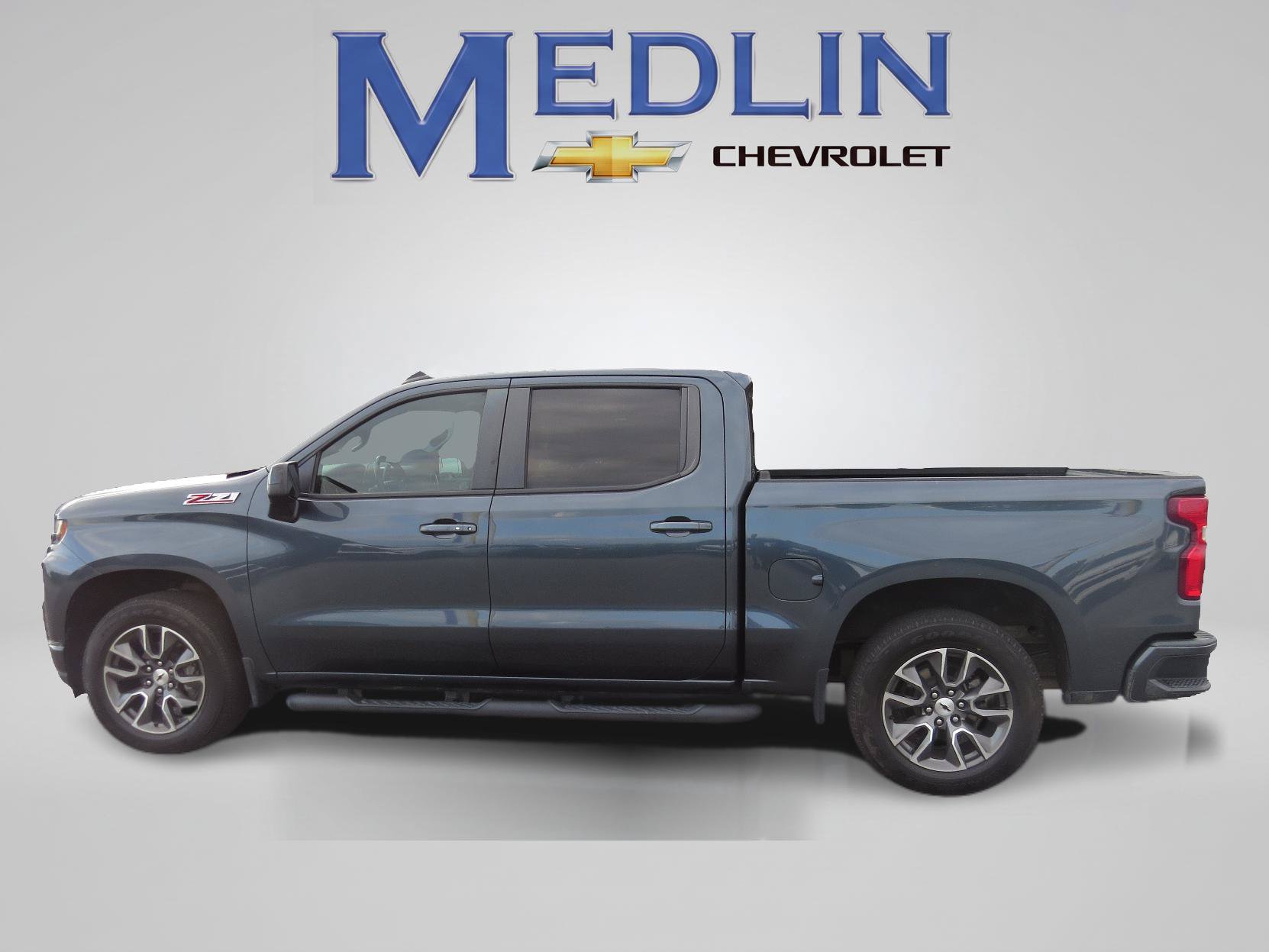 Used 2020 Chevrolet Silverado 1500 RST AWD/4WD image 2