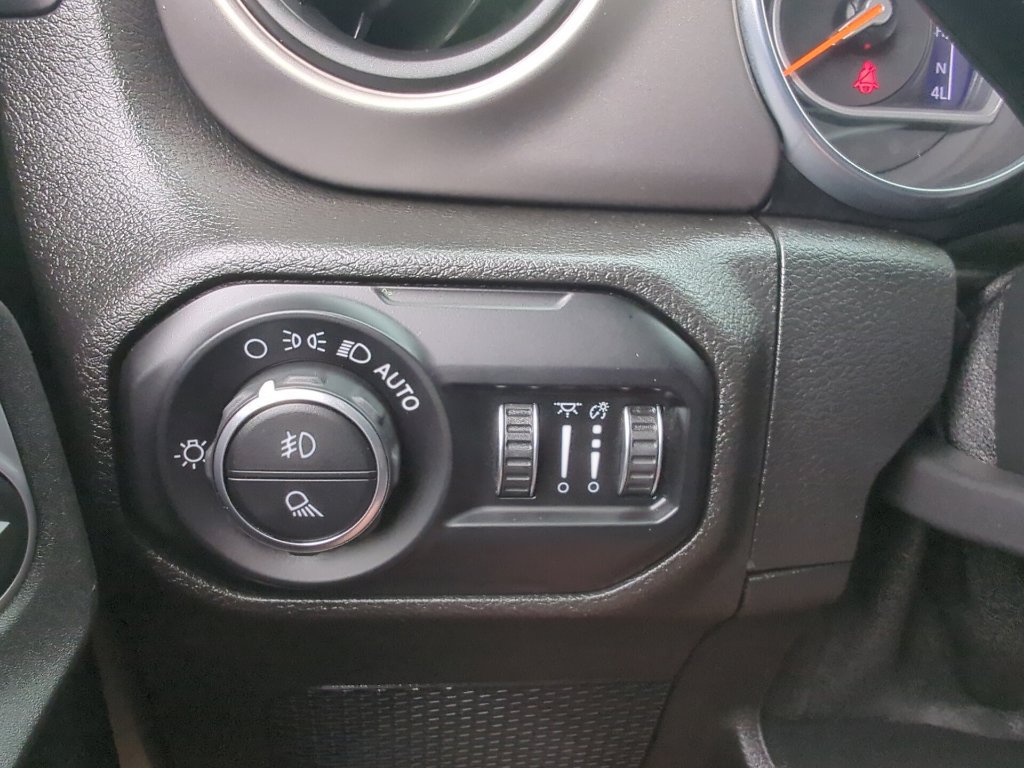 Used 2020 Jeep Gladiator Sport w/ Quick Order Package 24S AWD/4WD image 32