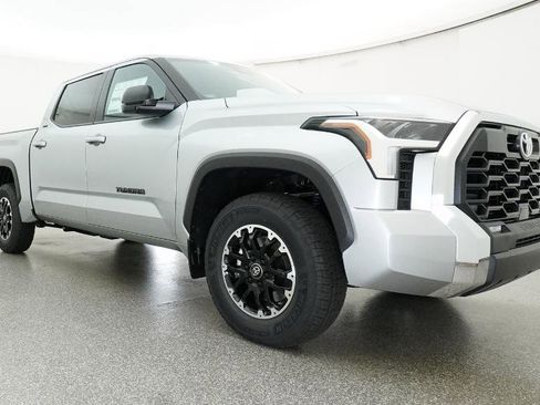 New 2026 Toyota Tundra SR5 AWD/4WD image 32