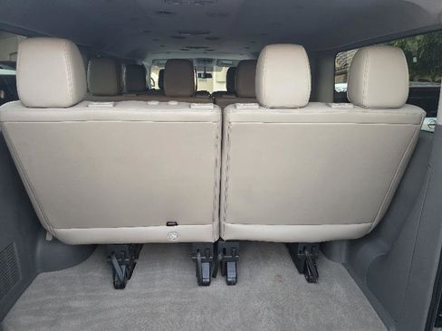 Used 2018 Nissan NV 3500 SL image 30