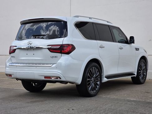 Used 2022 INFINITI QX80 Luxe w/ Cargo Package image 5