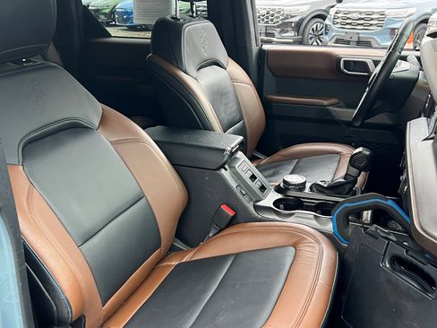 Used 2022 Ford Bronco Outer Banks image 24