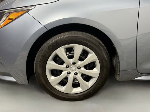 Used 2022 Toyota Corolla LE image 14