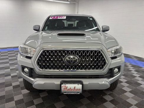 Used 2019 Toyota Tacoma TRD Sport image 13