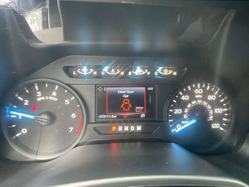 Certified 2018 Ford F150 XL w/ Equipment Group 101A Mid image 17