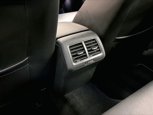 Used 2017 Volkswagen GTI Autobahn image 35