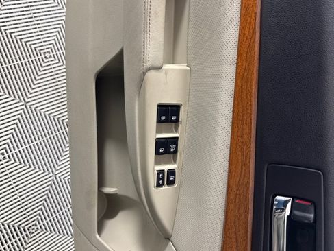 Used 2014 Subaru Outback 2.5i Limited w/ Moonroof Package image 11