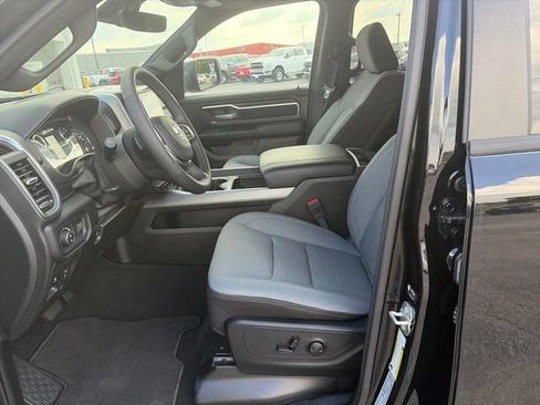 Used 2025 RAM 1500 Big Horn AWD/4WD image 9