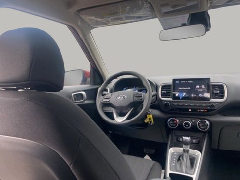 New 2026 Hyundai Venue SE image 14