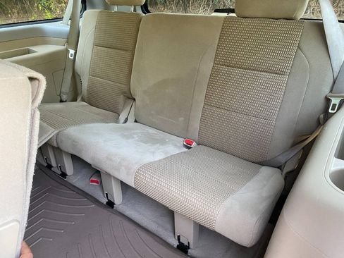Used 2013 Nissan Armada SV AWD/4WD image 41