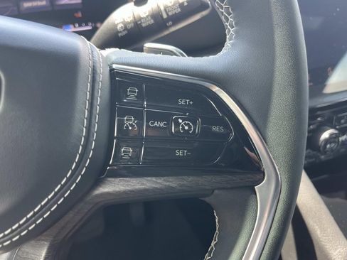 Used 2023 Jeep Grand Cherokee L Overland AWD/4WD image 39