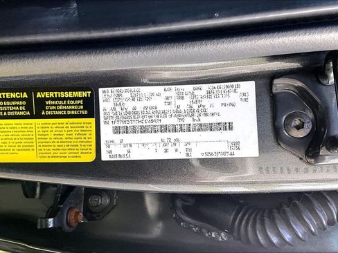 Used 2017 Ford F250 Lariat AWD/4WD image 22