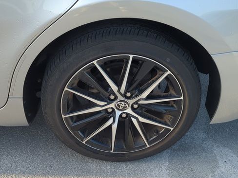 Used 2023 Toyota Camry SE FWD image 7
