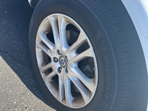 Used 2014 Volvo XC60 3.2 w/ Protection Package image 10