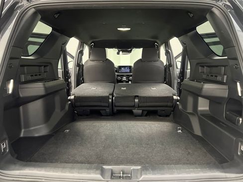 Used 2025 Toyota 4Runner SR5 image 31