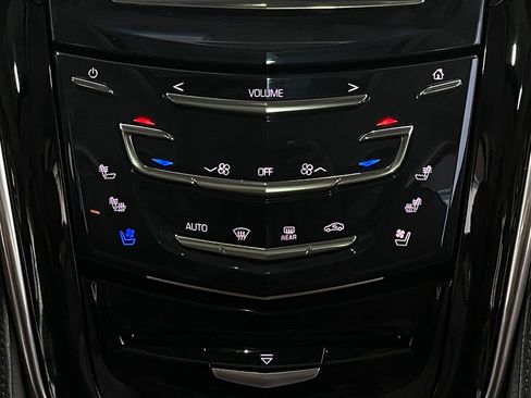 Used 2018 Cadillac Escalade Premium Luxury image 28