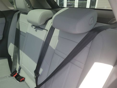 New 2025 Land Rover Range Rover Evoque S image 16