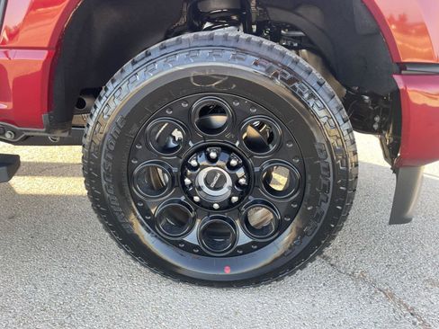 New 2026 Ford F250 Lariat w/ Black Appearance Package image 38