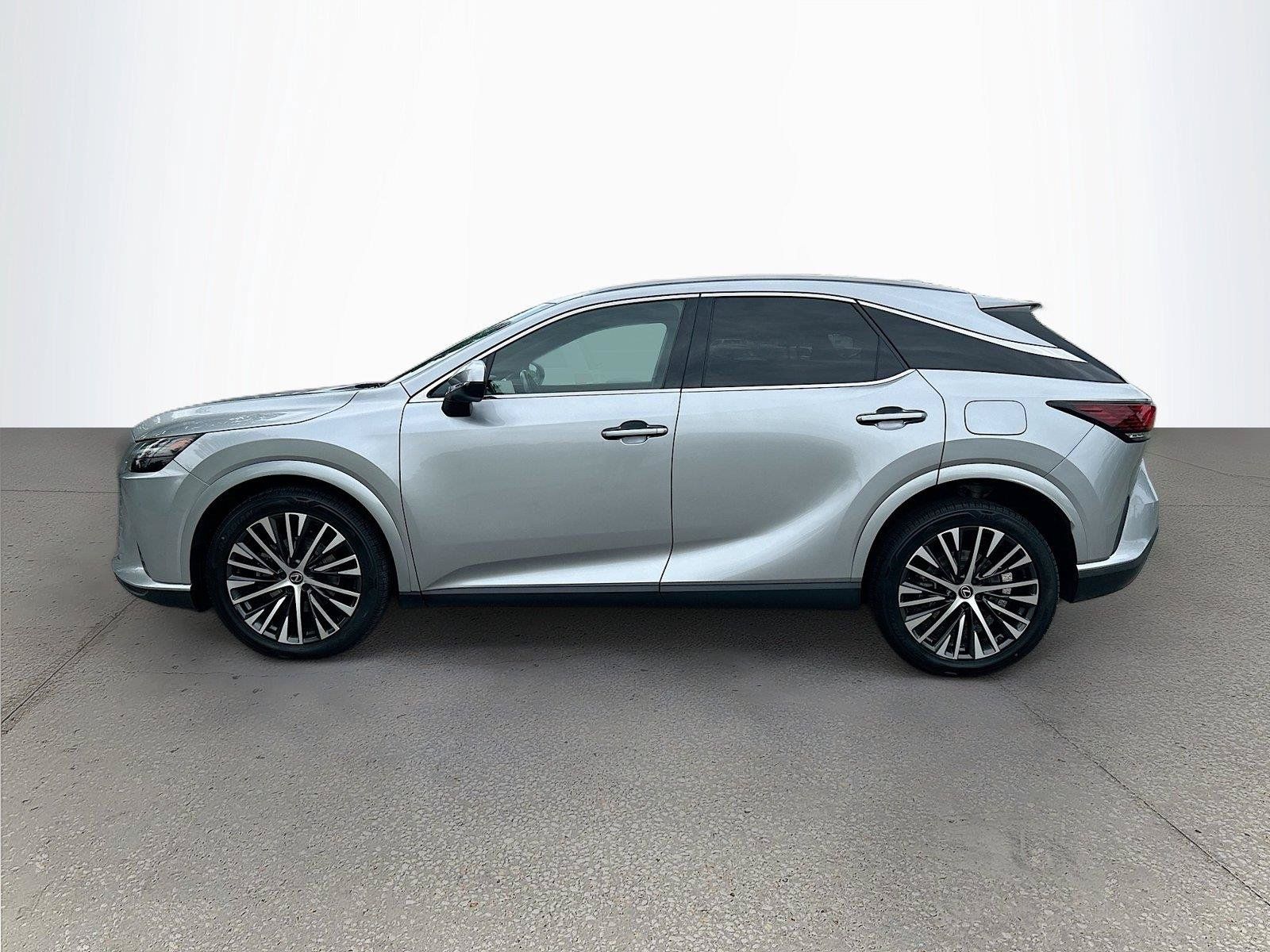 Used 2023 Lexus RX 350 Premium Plus w/ Accessory Package AWD/4WD image 7