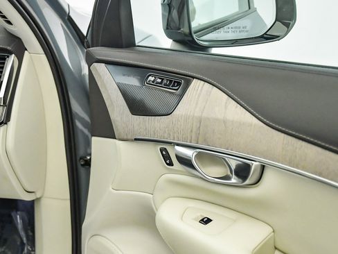 Certified 2023 Volvo XC90 T8 Ultimate image 20