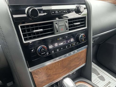 Used 2023 Nissan Armada SL RWD image 25