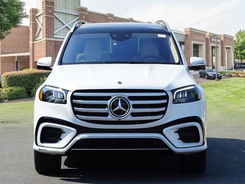 New 2026 Mercedes-Benz GLS 450 4MATIC image 2