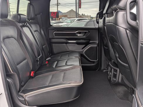 Used 2023 RAM 1500 Laramie AWD/4WD image 9
