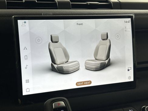 New 2025 Land Rover Defender 110 S image 20