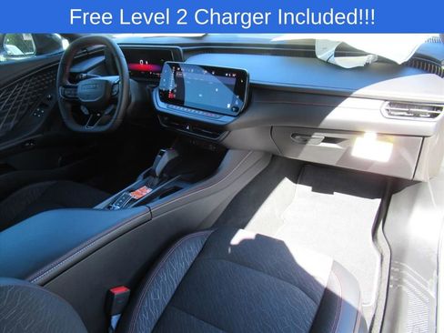 Used 2025 Dodge Charger R/T w/ Quick Order Package 25M R/T image 10