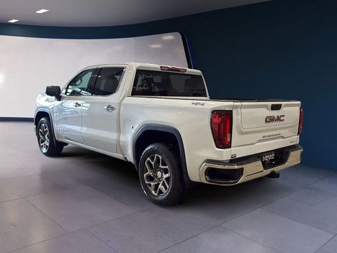 New 2026 GMC Sierra 1500 SLT AWD/4WD image 5