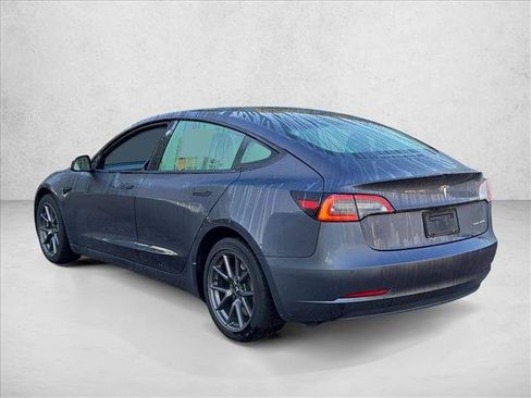 Used 2022 Tesla Model 3 Long Range AWD/4WD image 7
