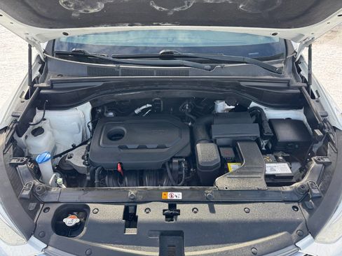 Used 2018 Hyundai Santa Fe Sport w/ 2.4L Value Package 02 image 24