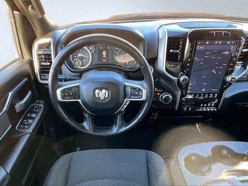 Used 2024 RAM 2500 Big Horn w/ Sport Appearance Package image 6