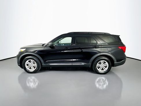 Used 2020 Ford Explorer XLT AWD/4WD image 4