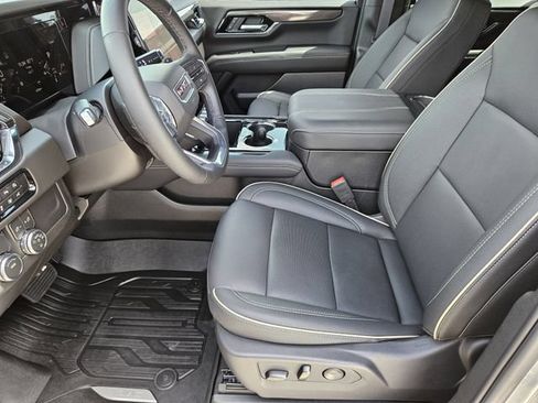 Used 2026 GMC Yukon Elevation w/ LPO, Floor Liner Package RWD image 11